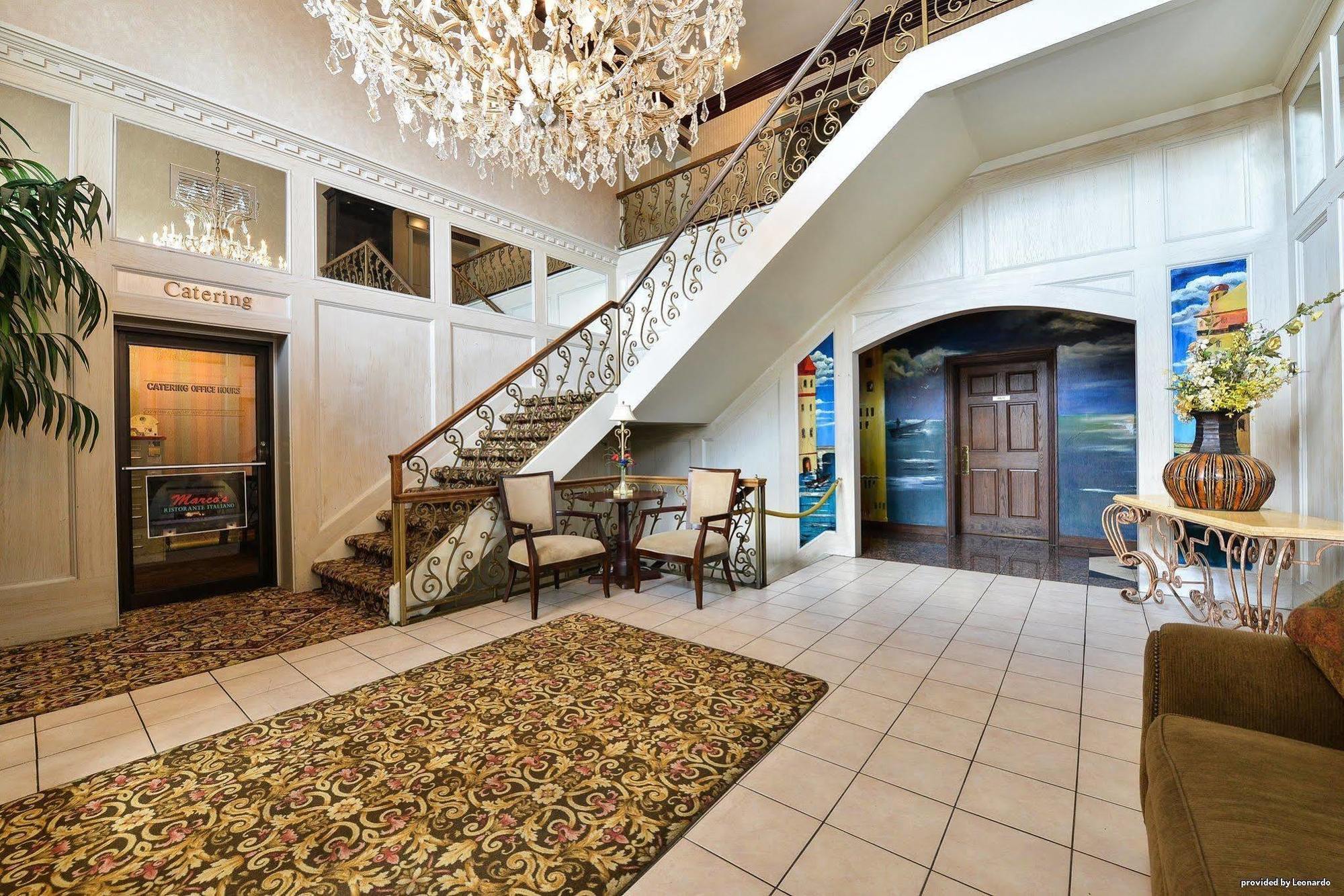 Days Inn & Suites By Wyndham Roseville/Detroit Area Exterior foto